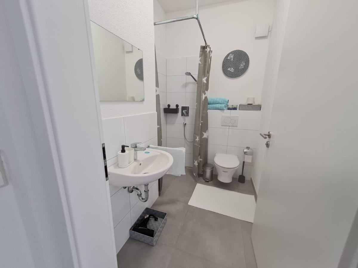 Pension Am Rathaus, 24H Check-In Mundelsheim 外观 照片